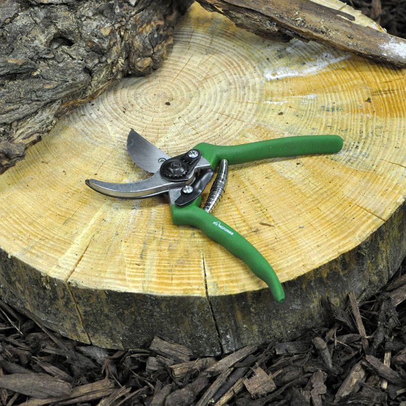 Bypass Secateur Pruners